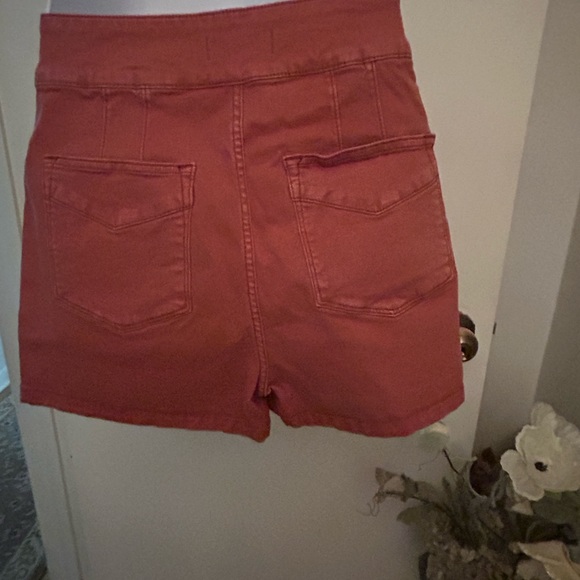 free people stretch denim I think a little tight in waist for a 31 - Picture 6 of 7